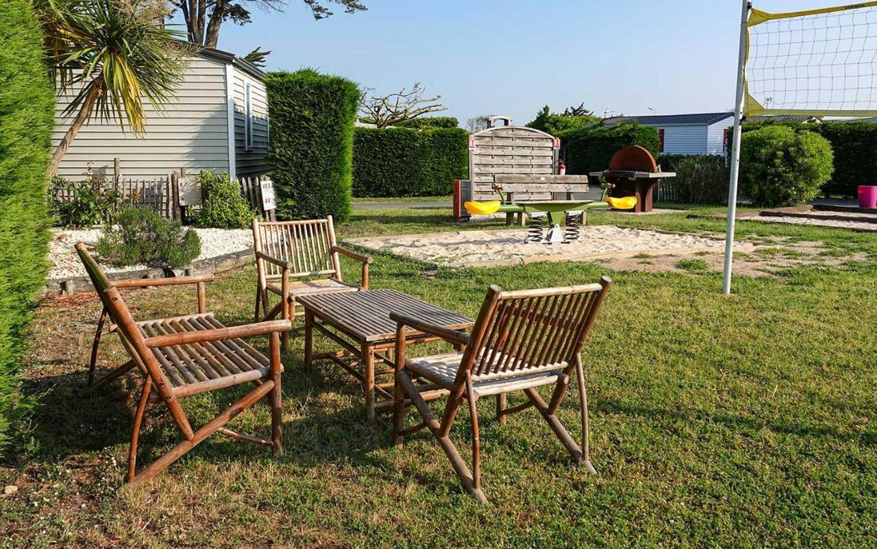 Camping Les Perouses Saint-Clément-des-Baleines Extérieur photo