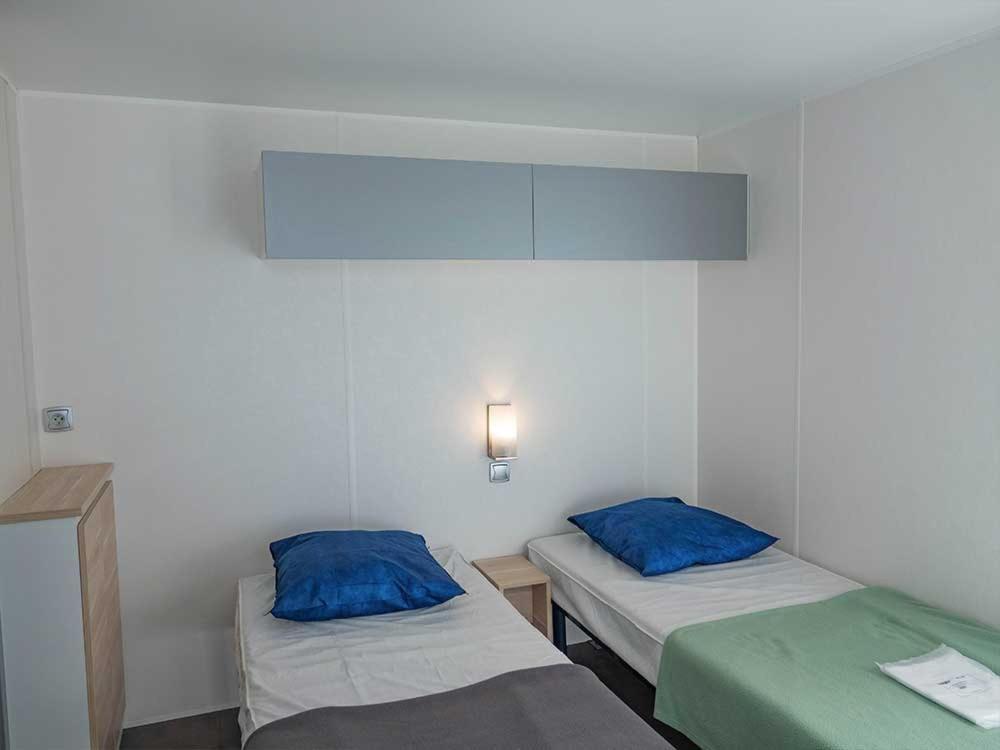 Camping Les Perouses Saint-Clément-des-Baleines Chambre photo