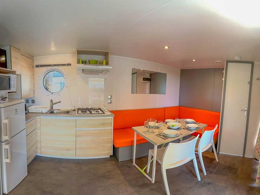 Camping Les Perouses Saint-Clément-des-Baleines Chambre photo